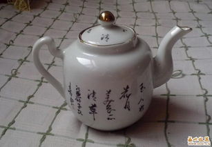 江西瓷業(yè)公司仕女圖茶壺與企業(yè)信息化工程的融合